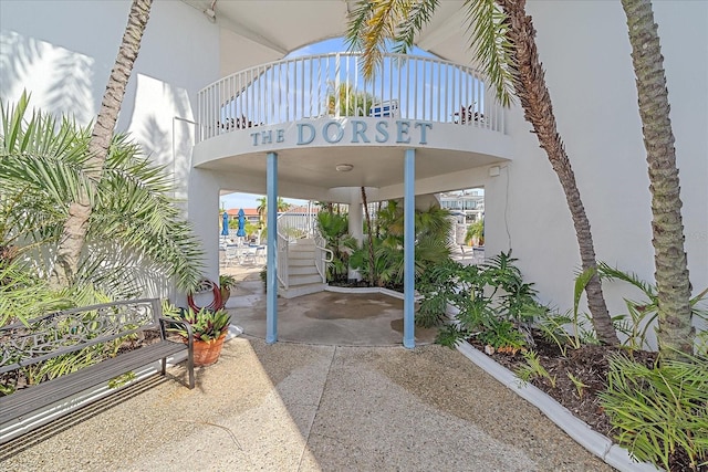 475 Benjamin Franklin Dr Unit 211, Sarasota, FL 34236 - view of parking / parking lot
