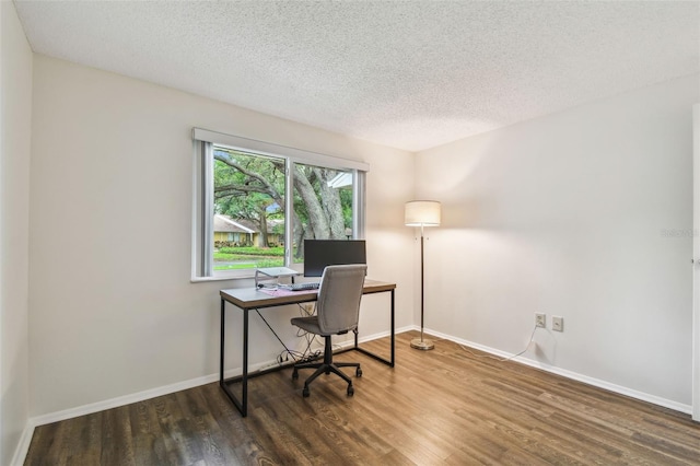 1930 Peppermill Dr, Clearwater, FL 33763 - photo 21