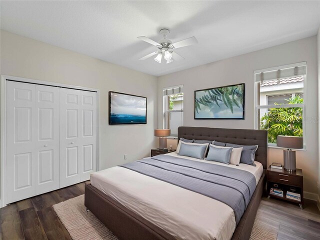 6248 Donnington Ct, Sarasota, FL 34238 - bedroom with wood finished floors, a closet, and ceiling fan
