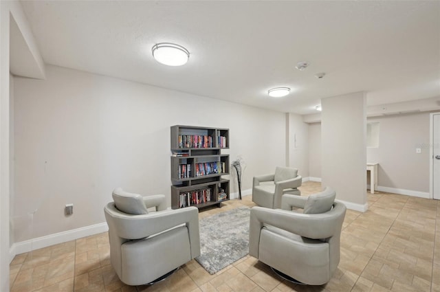 101 S Gulfstream Ave Unit 6C, Sarasota, FL 34236 - sitting room with baseboards