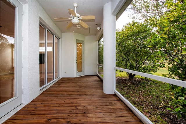 6307 Laurel Creek Trl, Ellenton, FL 34222 - wooden deck featuring a ceiling fan