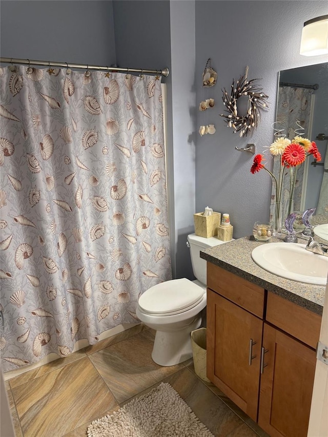 817 Tallgrass Ln, Bradenton, FL 34212 - full bath with vanity, toilet, and a shower with curtain
