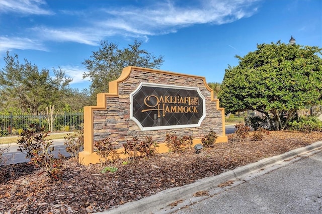 6907 47th Ct E, Ellenton, FL 34222 - community / neighborhood sign with fence
