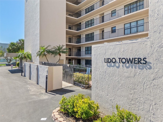 1001 Benjamin Franklin Dr Unit 106, Sarasota, FL 34236 - view of apartment building / complex
