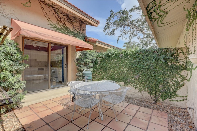 5039 Kestral Park Dr Unit 67, Sarasota, FL 34231 - view of patio featuring outdoor dining area