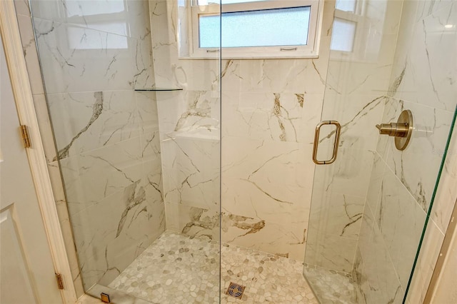 105 Casey Key Rd Unit 20, Nokomis, FL 34275 - full bath featuring a shower stall