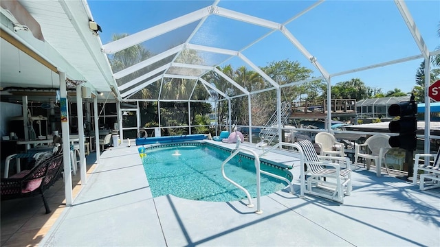 409 Bryn Mawr Is, Bradenton, FL 34207 - outdoor pool with a patio area and a lanai