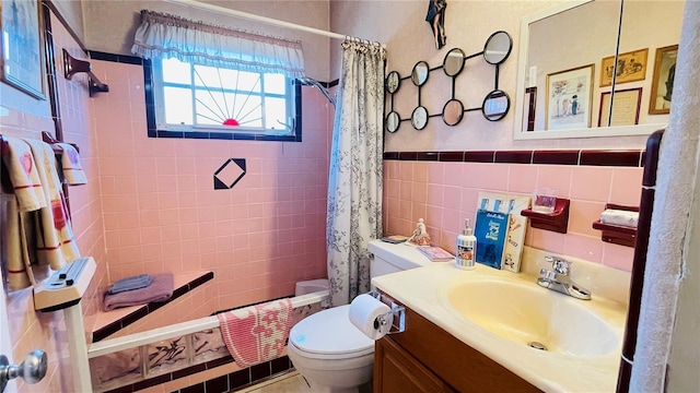 409 Bryn Mawr Is, Bradenton, FL 34207 - full bath with toilet, shower / bath combination with curtain, tile walls, and vanity