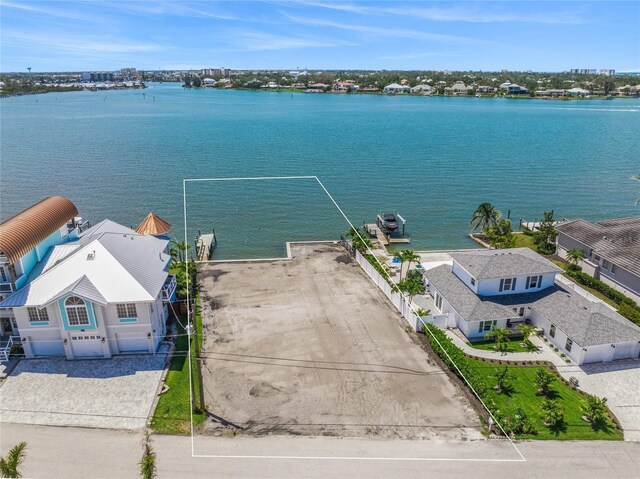 325 Sunrise Dr, Nokomis, FL 34275