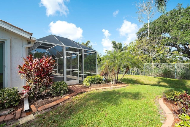 5812 Garden Lakes Fern, Bradenton, FL 34203 - view of yard with a lanai