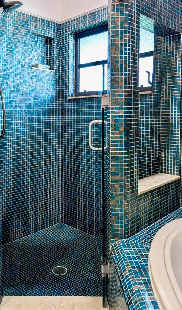 5403 2nd Ave W, Bradenton, FL 34209 - bathroom featuring a shower stall