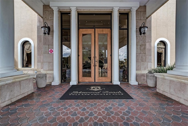 8422 Wethersfield Run Unit 103, Lakewood Ranch, FL 34202 - entrance to property featuring french doors