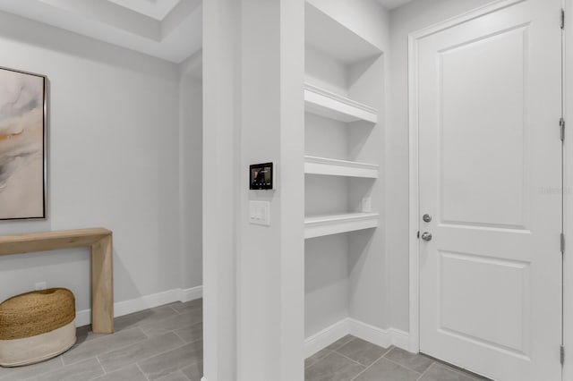 5770 Long Shore Loop, Sarasota, FL 34238 - view of closet