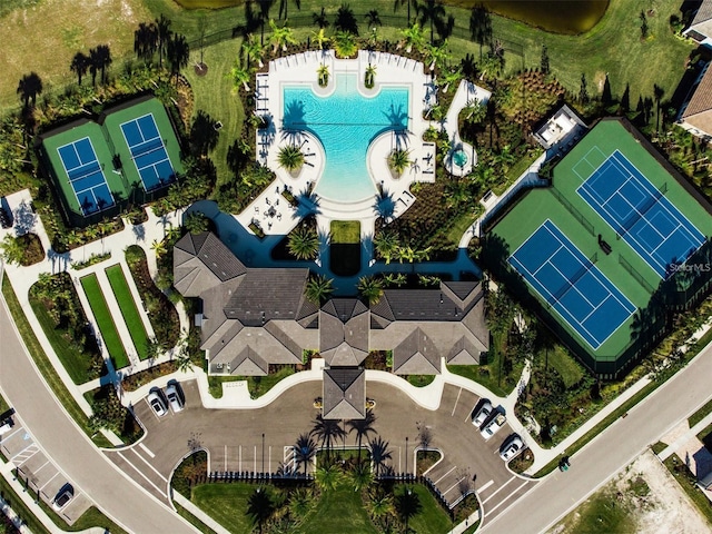 5770 Long Shore Loop, Sarasota, FL 34238 - bird's eye view of a pool area