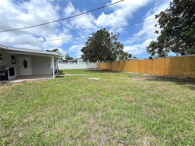 1902 24th Ave W, Bradenton, FL 34205 - view of yard featuring a patio
