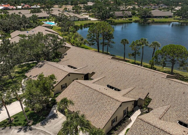 7118 Lakeside Dr Unit 7118, Sarasota, FL 34243 - photo 2