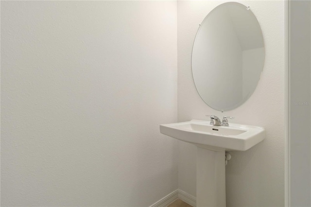 9064 Driven Snow St, Sarasota, FL 34241 - view of bathroom