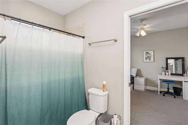 13708 Old Creek Ct, Parrish, FL 34219 - bathroom with toilet, a ceiling fan, baseboards, and curtained shower