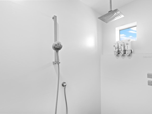 7647 Sanderling Rd, Sarasota, FL 34242 - bathroom view