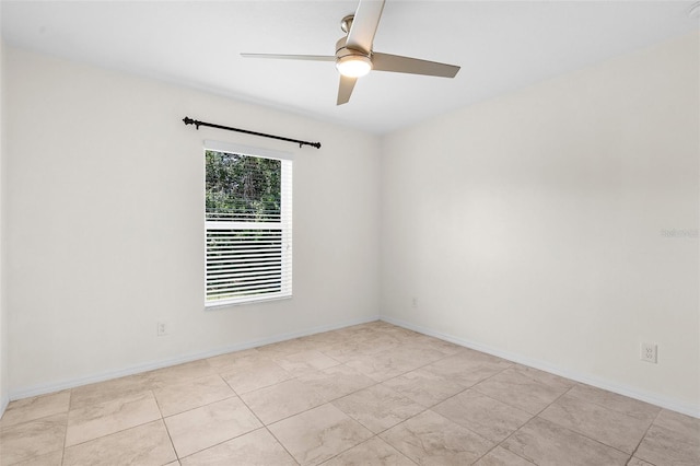 2575 Johannesberg Rd, North Port, FL 34288 - unfurnished room with ceiling fan and baseboards