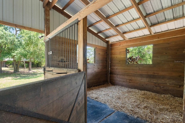13719 Seminole Trl, Wimauma, FL 33598 - view of stable