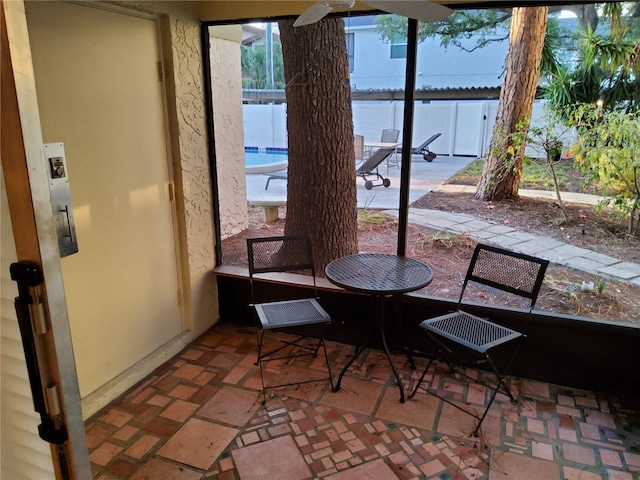 4607 W N B St Unit 105, Tampa, FL 33609 - view of sunroom / solarium