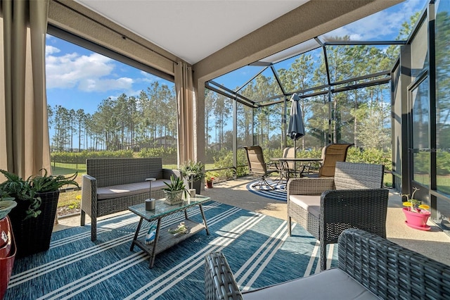 6185 SW 89th Ct, Ocala, FL 34481 - sunroom with outdoor lounge area, plenty of natural light, and outdoor dining space