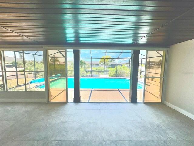 6524 Senegal Palm Way, Apollo Beach, FL 33572 - view of swimming pool