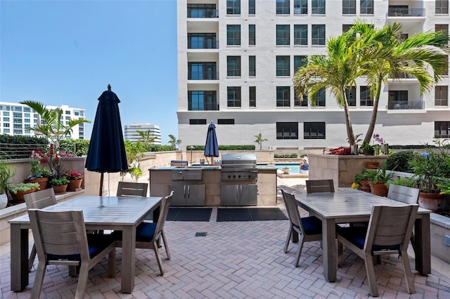 1350 Main St Unit 1703, Sarasota, FL 34236 - view of patio / terrace with outdoor dining space