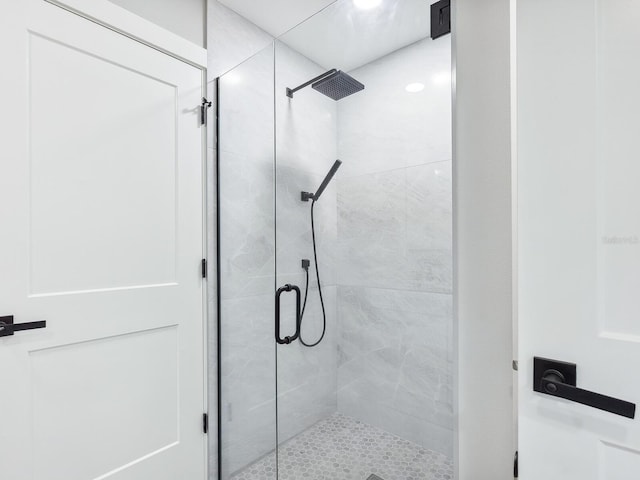 180 Lookout Point Dr, Osprey, FL 34229 - bathroom with a shower stall