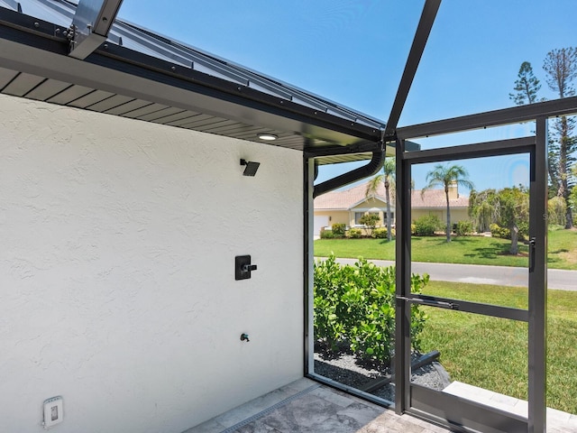 180 Lookout Point Dr, Osprey, FL 34229 - view of unfurnished sunroom