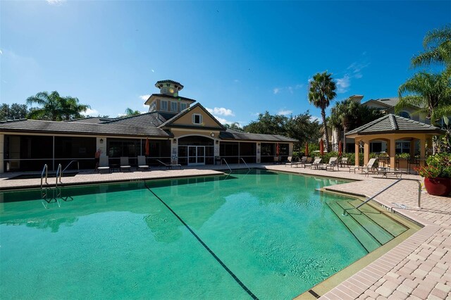 6552 Moorings Point Cir Unit 201, Lakewood Ranch, FL 34202 - community pool with a patio