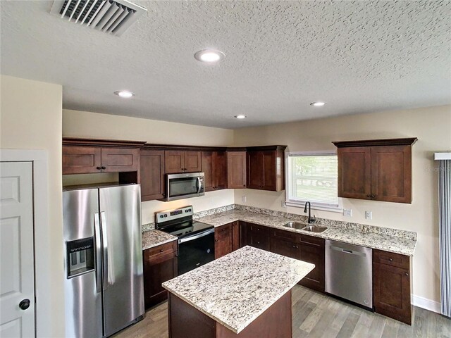 4209 W Woodlawn Ave, Tampa, FL 33614 - photo 29