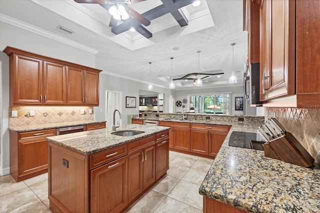 15208 21st Ave E, Bradenton, FL 34212 - kitchen featuring a ceiling fan, a sink, ornamental molding, a tray ceiling, and a peninsula