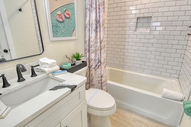 2908 Gulf Dr, Holmes Beach, FL 34217 - full bathroom with toilet, shower / bath combination with curtain, and vanity