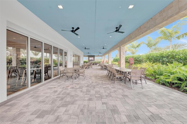 3027 Formia Ct, Lakewood Ranch, FL 34211 - view of patio / terrace with outdoor dining area and a ceiling fan