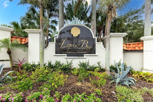 5718 Title Row Dr, Bradenton, FL 34210 - view of community sign