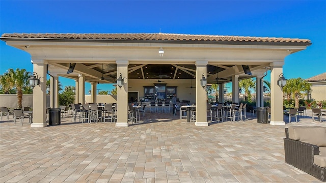 5622 Arnie Loop, Lakewood Ranch, FL 34211 - view of patio / terrace featuring outdoor dining area and ceiling fan