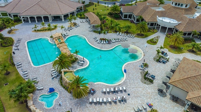 5622 Arnie Loop, Lakewood Ranch, FL 34211 - bird's eye view of a pool