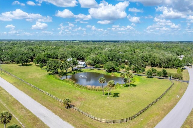 919 Palm View Way, Sarasota, FL 34240 - aerial view of a heavily wooded area and a large body of water