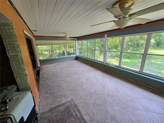 2905 Sunset Rd, Melbourne, FL 32904 - unfurnished sunroom featuring ceiling fan