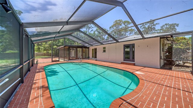 6990 Richardson Rd, Sarasota, FL 34240 - outdoor pool with a patio area and a lanai
