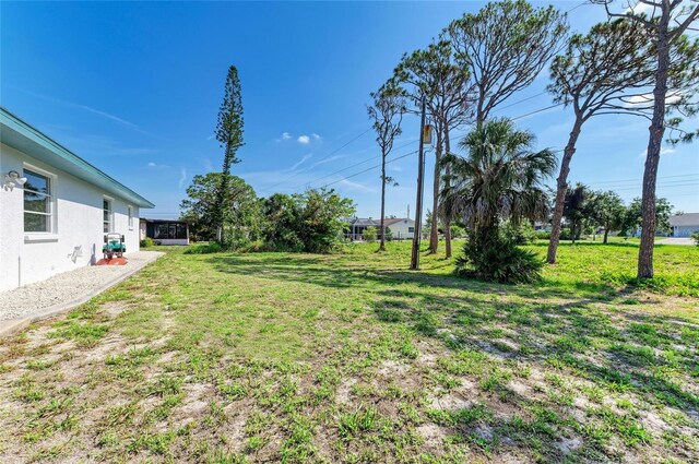 645 Liberty St, Englewood, FL 34223 - view of grassy yard