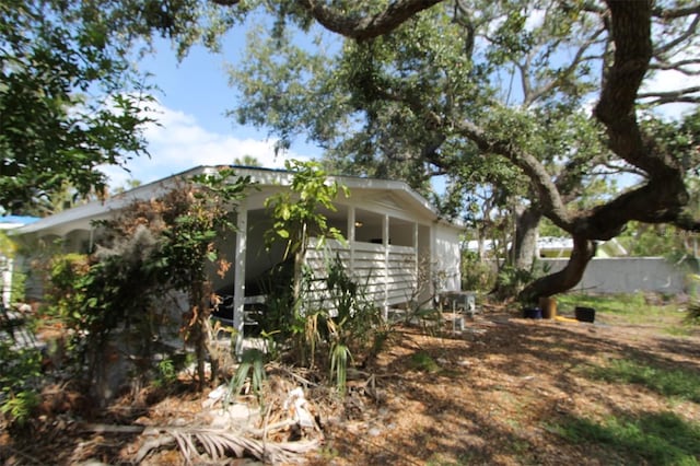 129 Pierson Ln, Sarasota, FL 34242 - view of home's exterior