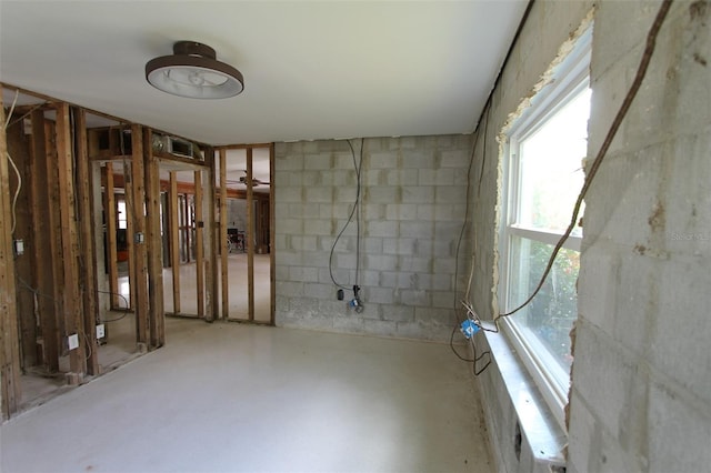 129 Pierson Ln, Sarasota, FL 34242 - view of below grade area