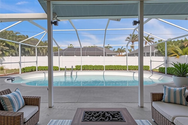 5310 SW 25th Ct, Cape Coral, FL 33914 - view of swimming pool with an outdoor living space, a lanai, and a patio