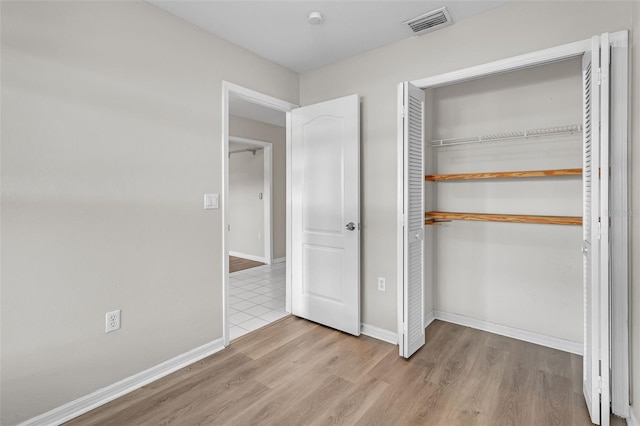5310 SW 25th Ct, Cape Coral, FL 33914 - view of closet