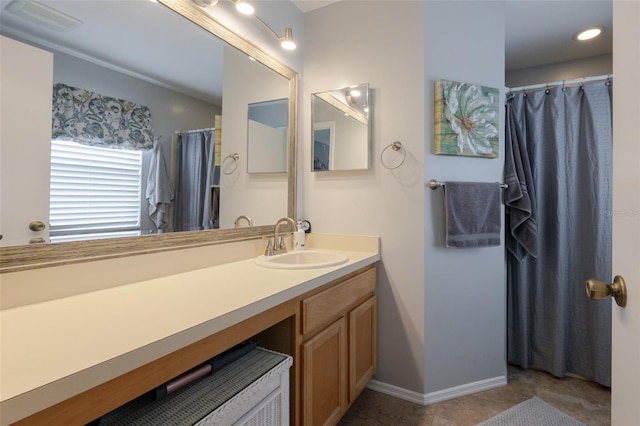 11021 4th Ave E, Bradenton, FL 34212 - full bathroom featuring vanity and baseboards