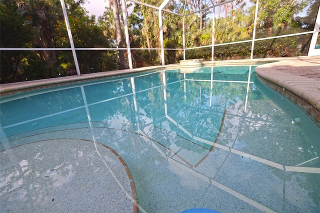 950 Trotter St, Nokomis, FL 34275 - outdoor pool featuring glass enclosure