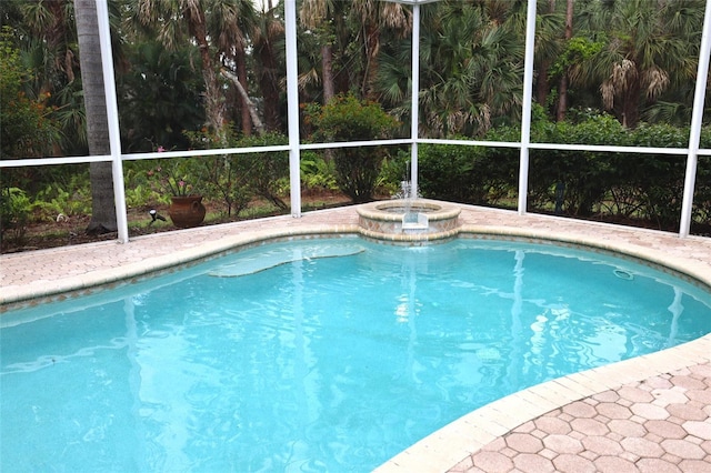 950 Trotter St, Nokomis, FL 34275 - view of pool with a pool with connected hot tub